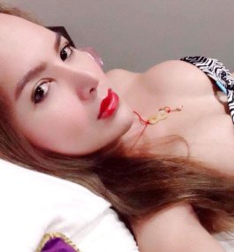 ShemaleViola